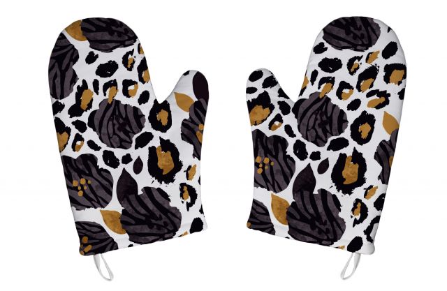 Oven gloves leopard print