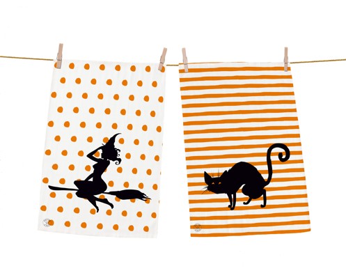 Dish towel set witch and her pet