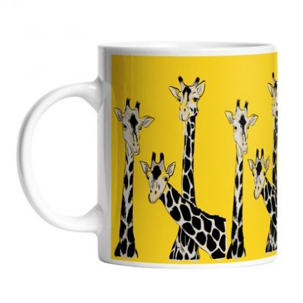 Mug friendly giraffes